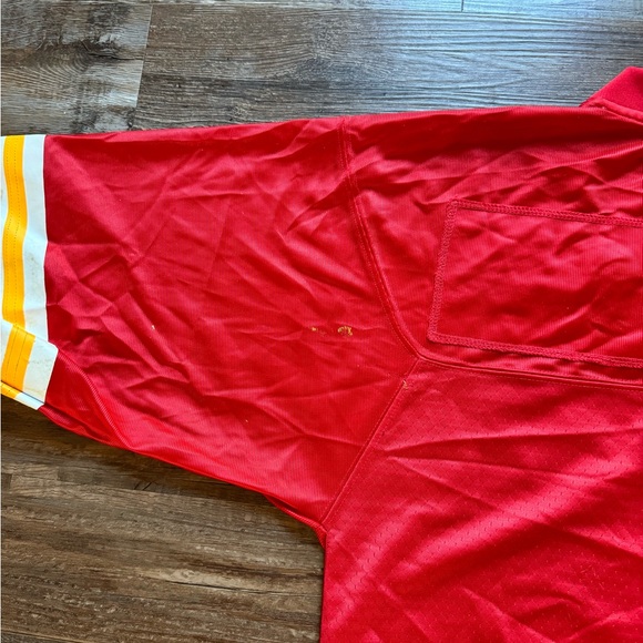 NWOT - Kansas City Chiefs Blank NFL Jersey - Red with Football Patch - Picture 14 of 14
